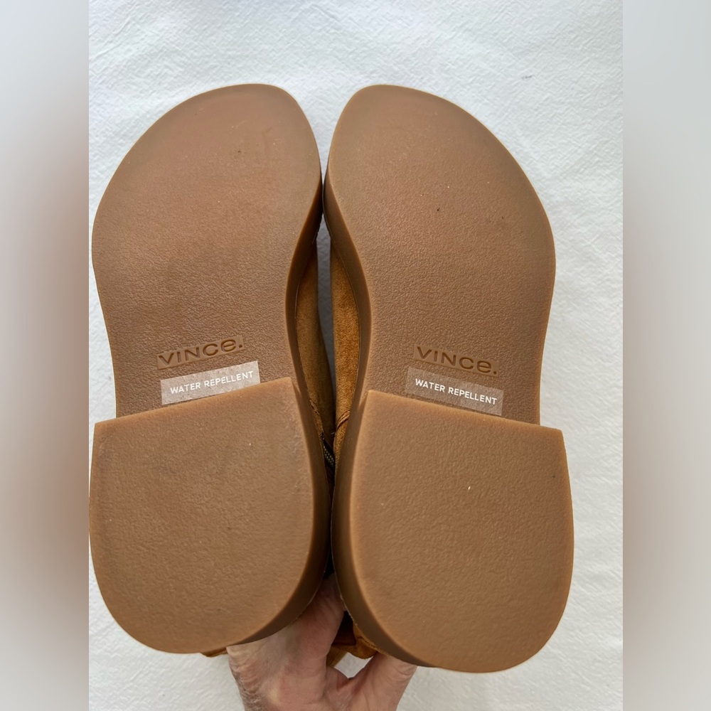 New Vince Kady Low Bootie in Camel Size 6 - Picture 8 of 10